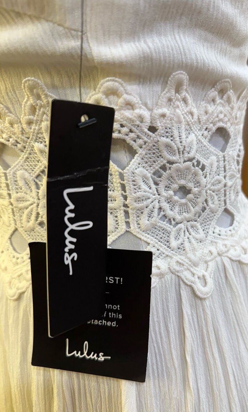 Lulus This is Love White Lace Maxi Dress Wedding NWT Size S - Picture 8 of 10